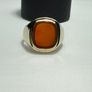 Vintage 8K Yellow Gold Signet Gents Ring Bezel set Carnelian Image 4