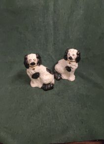 BESWICK DOGS looking good home