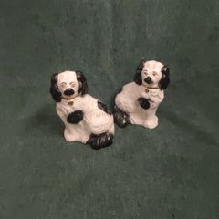 BESWICK DOGS looking good home
