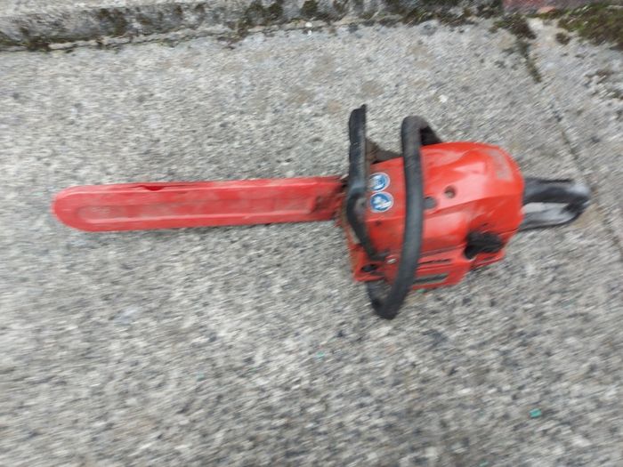 SOLO Motorsage 110db Petrol chainsaw in very good condition, not tested