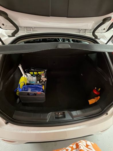 2018 Volvo V40