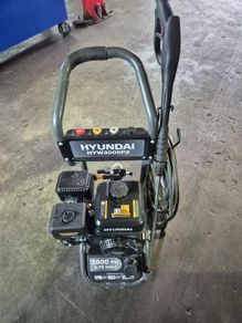 petrol power washer