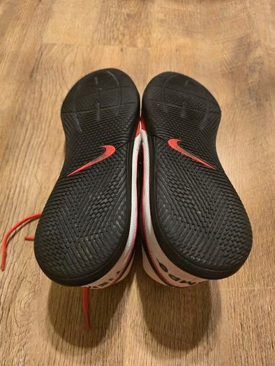 Nike Tiempo - Indoor Football Shoes