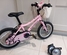 Ridgeback girls bike in great condition