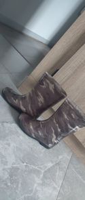 Junior size 13 camouflage style wellies barely worn
