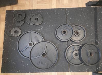 FULL SET of Iron cast Barbell plates (235lb total)