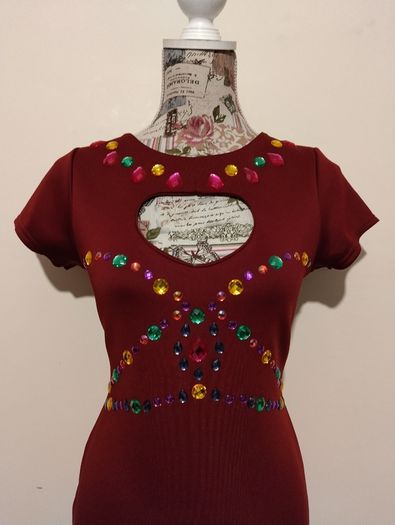 Beautiful Bodycon Dress, New With Tags