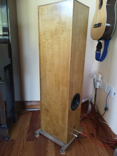 Floor Standing Loudspeaker