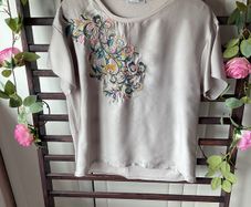 top Zara size small satin front embroidered detail short sleeve top