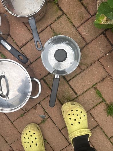 pots