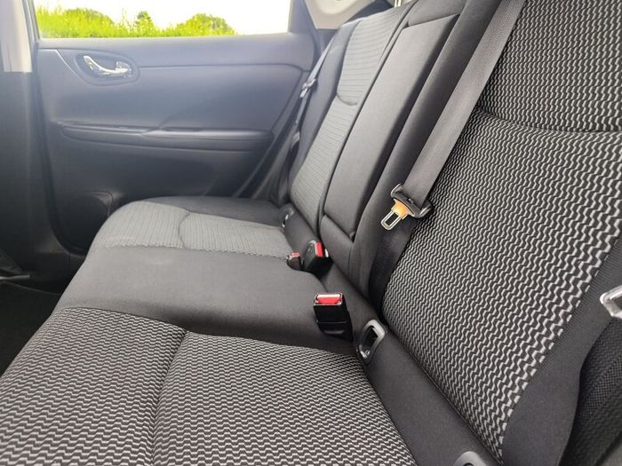 Nissan Pulsar 1.2 Petrol Sv 5dr -  Low Mileage