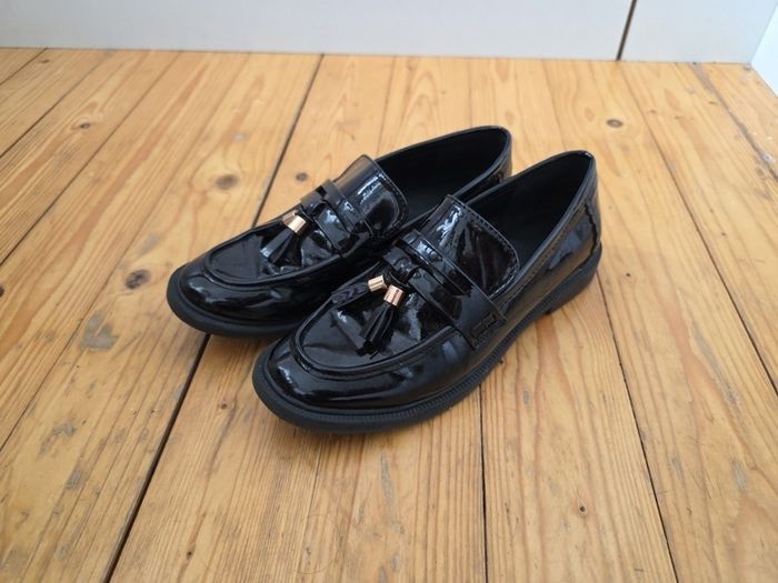 Schuh girls loafers