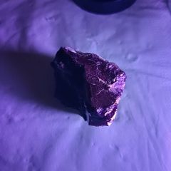Fluorite black rose uv reactive