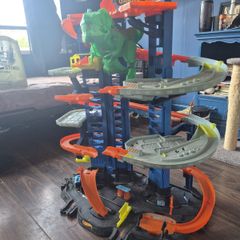 Hotwheels Ultimate Gatage