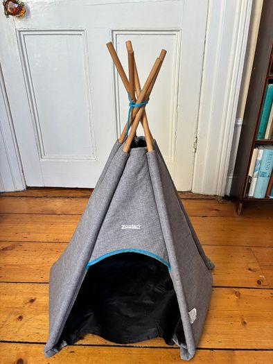 Teepee / bed for small dog or cat
