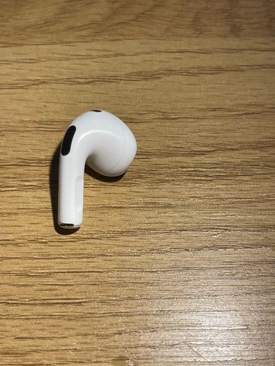 AirPods 3- Right AirPod replacement A2565