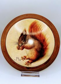 Vintage Ceramic Red Squirrel Oak Frame