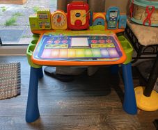 kids learning and Activity Desk
