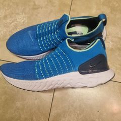 nike running shoe