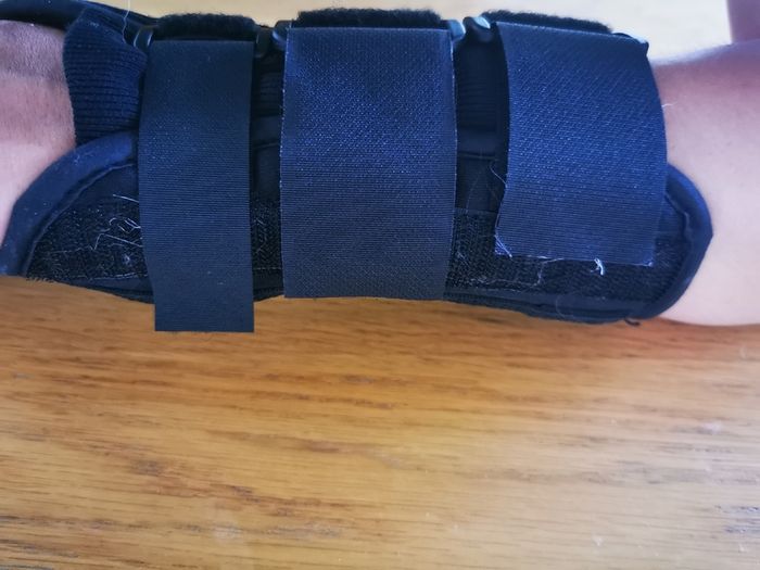 Wrist Support Splint,Thumb Spica Splint, Relieves Wrist Pain, Carpal Tunnel Pain, Wrist & Thumb Stabilizer for Tendonitis, Arthritis, Sprains & Fracture Forearm Support Cast