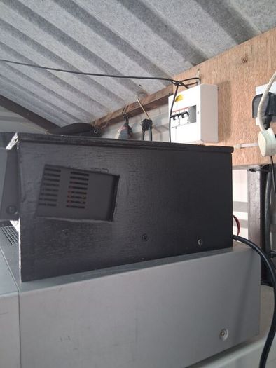 Crt Ss 6900 Cb And Shmarm Sm- 30 Amp Psu