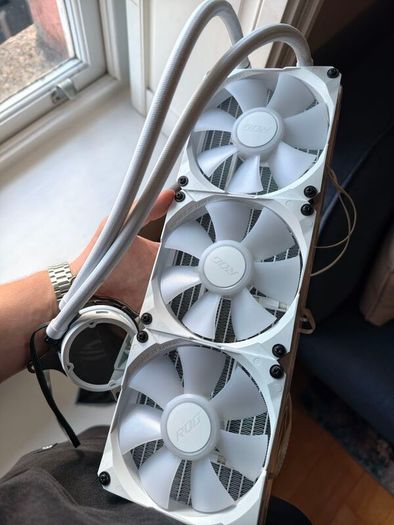 Asus Rog strix LC iii 360 aio