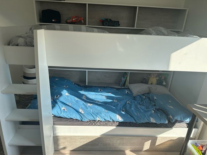 Bunk bed