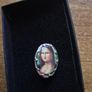 Vintage Mona Lisa Brooch Image 3
