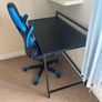 gaming chair and desk Image 2
