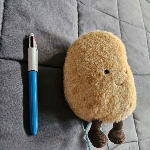 Jellycat Amuseables Graham Potato