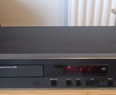 nad 5325 High End cd player hifi stereo