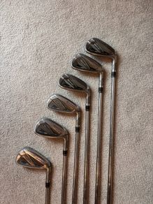 Sim Max irons. KBS stiff shaft