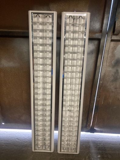 ceiling lights/strip lights