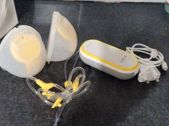 Medela Freestyle Hands-Free Double Electric Breast Pump