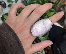 1 Stunning Purple Mica Stone  Lepidolite Meditation Reiki Crystal Dystopian Ring Size 8