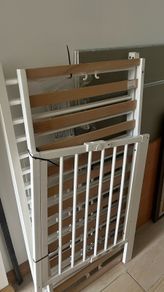 baby cot