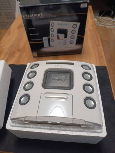 Logic3 i-Station8 Concert Sound speaker system with display for Apple iPod docking connector White