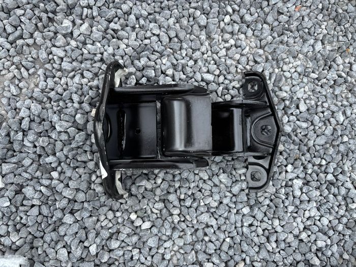 Renault Trafic Rear Tailgate Hinge