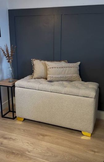 Elegance Boucle Ottoman with Storage 100x40cm  Beige