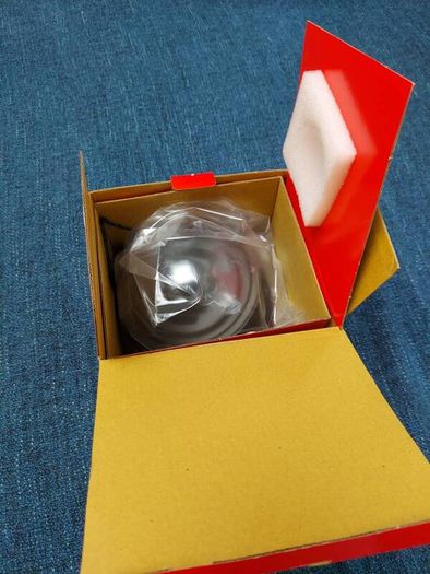 Automatic Watch Winder - stylish design with LED light - NEW