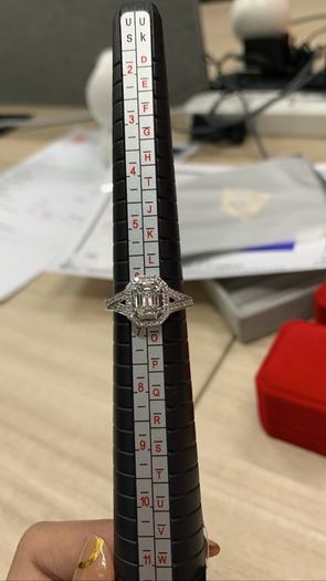 diamond ring