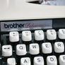 Vintage Portable Brother Deluxe 850TR - With Original Carry Case - works well Image 4