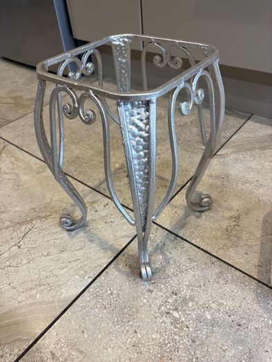 Silver metal square shape plant stand with matching white plastic pot