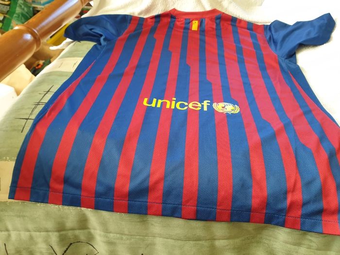 Barcelona Football Club Home Jersey 2011 to 2012 Large Adult Nike