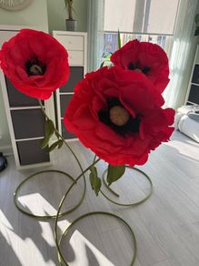 Giant standing poppy flowers for wedding, birthday decor