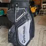 taylormade cart bag Image 3