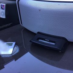 I Want It iW500 docking speaker