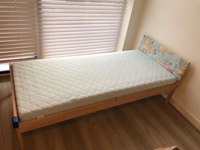 kid bed single with mattress