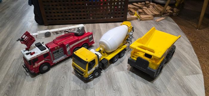 Mixer truck, Fire truck and Dump truck