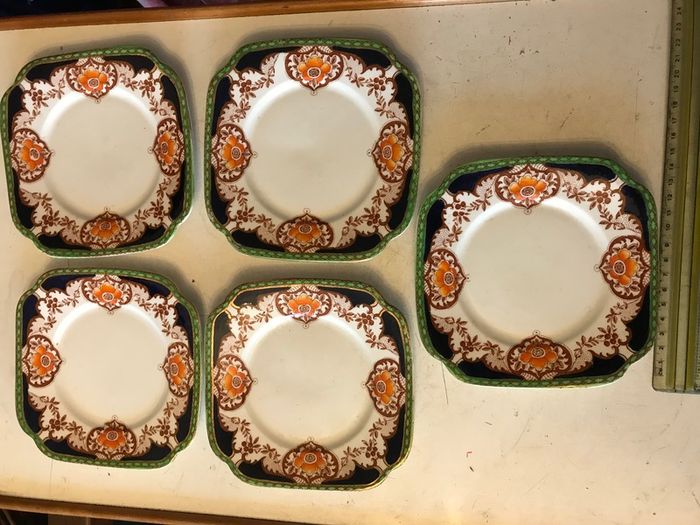 Roslyn China Plate